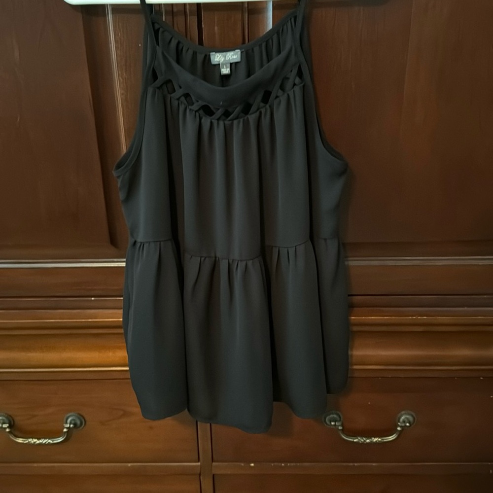 Lily Rose polyester tank black size large